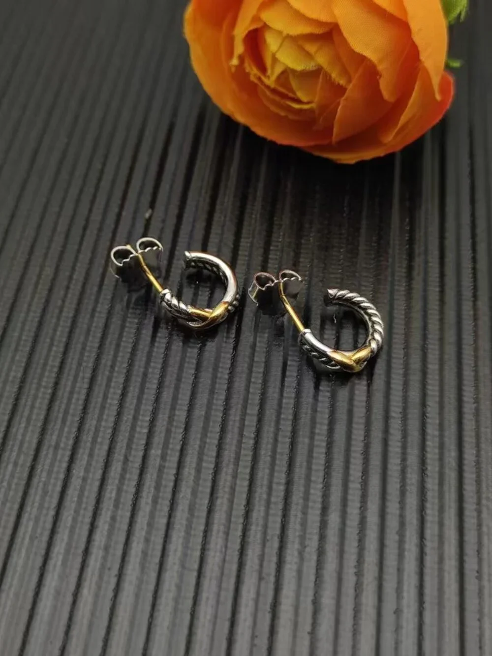 🥂David Yurman Colorful Beaded Ear Rings - Picture 6 of 9